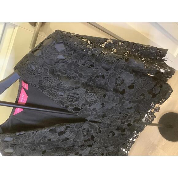 Isaac Mizrahi Live Black Lace Bootcut Lace Pants Suit Party Coordinates 10 - Picture 4 of 9